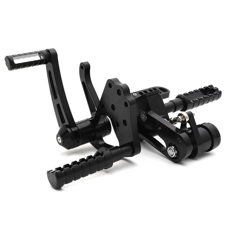 Forward Controls Footpegs for Harley-Davidson Wide Glide / Fat Bob / Low Glide / Sport Glide / Sturgis / Super Glide
