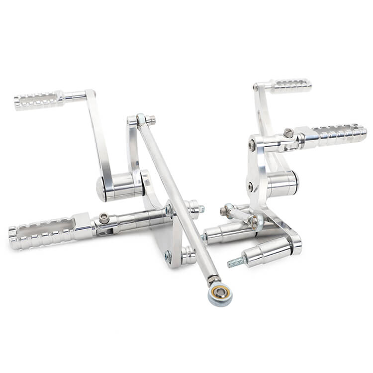 Forward Control Footpegs for Harley Davidson Street Bob (FXBB) / Low Rider (FXLR) 2018-2024